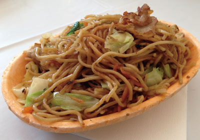 へきなん焼きそばまちおこし隊